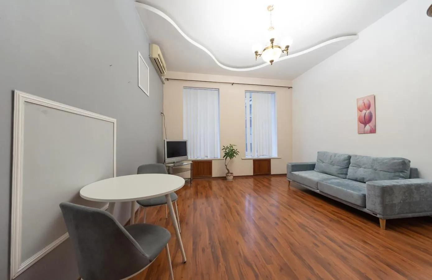 Затишна Квартира Біля Майдану Незалежності Kiev Apartamento