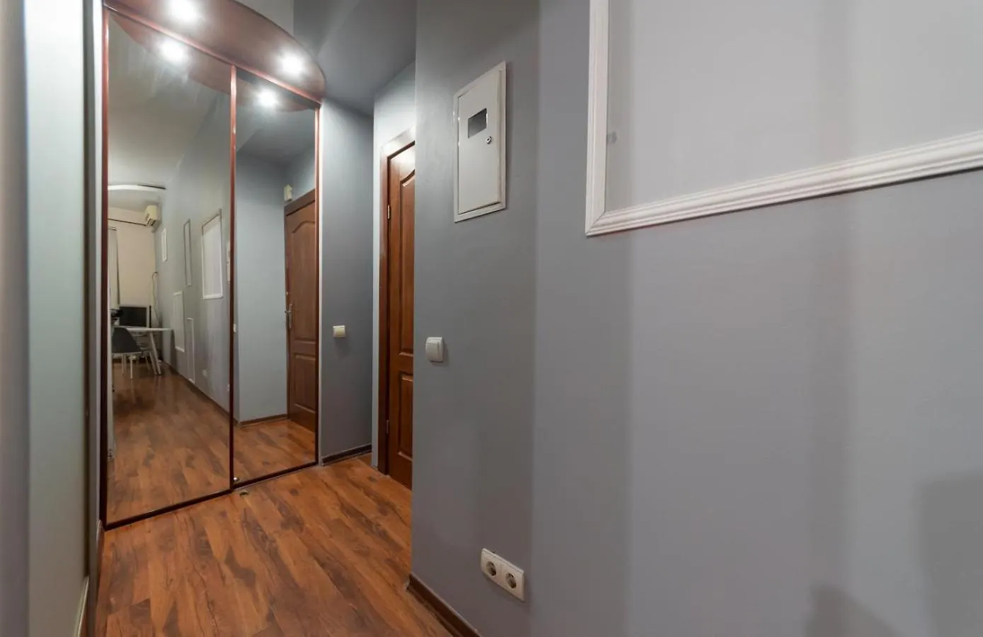 Затишна Квартира Біля Майдану Незалежності Kiev Apartamento